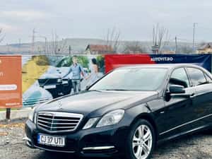 Mercedes E-Classe 350CDI 4Matic 7G-tronic Aut. Distronic Navi Xenon 2011