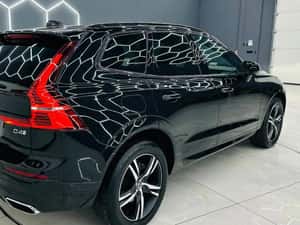 VOLVO XC60 R-Design — miniatura 4
