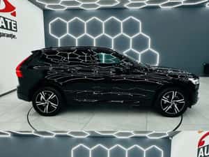 VOLVO XC60 R-Design — miniatura 5