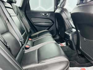 VOLVO XC60 R-Design — miniatura 7