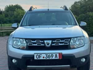 Dacia Duster Prestigi 4x4 1.5 dci 110cp — miniatura 4