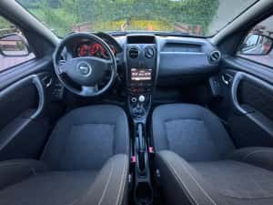 Dacia Duster Prestigi 4x4 1.5 dci 110cp — miniatura 8