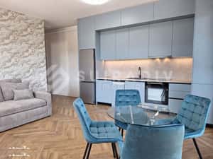 Apartament cu 2 camere PET FRIENDLY| terasă panoramică și parcare — miniatura 3