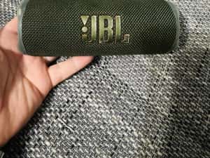 Vând boxe JBL Flip 3 /Flip 4 /Flip 6 impecabile — miniatura 7