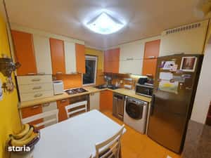 Apartament 3 camere zona ASTRA,zona Pietei, — miniatura 4
