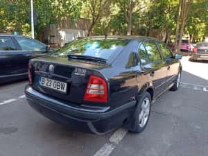 Skoda Octavia 2006 . 1.6 benzină .A.C. Jante .pachet drumuri grele Primul proprietar — miniatura 5