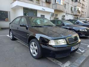Skoda Octavia 2006 . 1.6 benzină .A.C. Jante .pachet drumuri grele Primul proprietar — miniatura 7