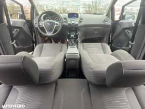 Ford Fiesta 1.6 TDCI Titanium — miniatura 7
