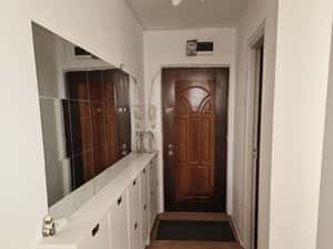 Apartament 2 camere decomandat ingrijit si primitor — miniatura 2