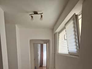 Apartament 2 camere decomandat ingrijit si primitor — miniatura 3