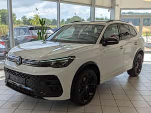 Volkswagen Tiguan Automată 193 HP Diesel — miniatura 3