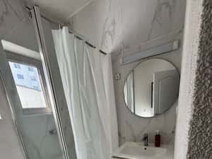 Proprietar ofer spre inchiriere apartament 2 camere bloc nou — miniatura 4