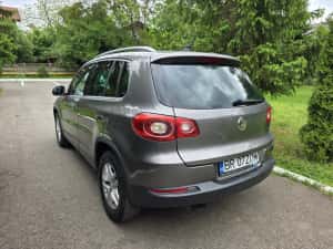 De vânzare Volkswagen Tiguan 4x4  2010 Automat EURO 5 4MOTION — miniatura 5