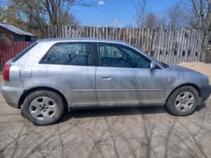 Bara față completa cu prociectoare Audi A3 8L1 2001 — miniatura 3