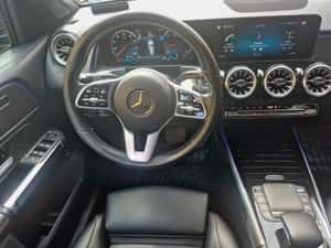 MERCEDES-BENZ GLB 200d 4MATIC — miniatura 6