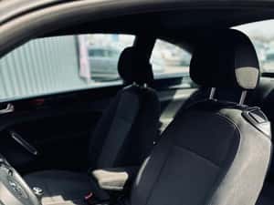 Volkswagen Beetle - 2012, Rata fixă, KM reali — miniatura 6