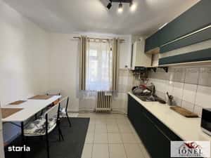 Apartament trei camere  pentru inchiriere in Alba  Iulia-Cetate — miniatura 5