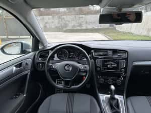 Volkswagen Golf 1.6Tdi 2016 Automat Bi-Xenon Navigatie Incalzire — miniatura 8
