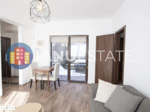 Obor 10` Metrou Calea Mosilor Mihai Eminescu Centrala Parcare Curte — miniatura 4