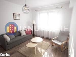 Obor 10` Metrou Calea Mosilor Mihai Eminescu Centrala Parcare Curte — miniatura 5