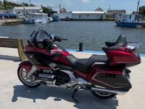 Honda Goldwing Tour DCT Airbag | 2018 | 1.957 km | Unic proprietar | Ca nouă