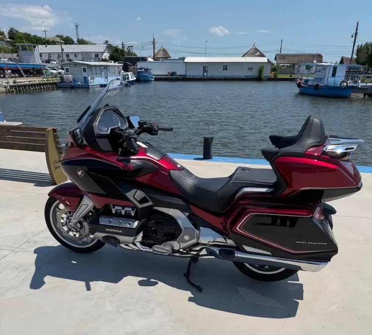 Honda Goldwing Tour DCT Airbag | 2018 | 1.957 km | Unic proprietar | Ca nouă — fotografie 1 din 10