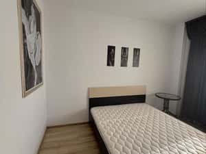 Garsoniera petrosani zona primarie — miniatura 3