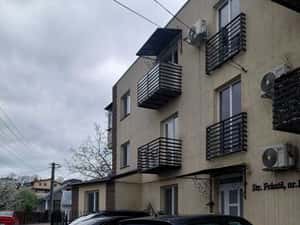 Iinchiriez apartament 2 camere zona Spital Pascanu — miniatura 2