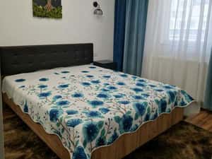 Inchiriez apartament — miniatura 1