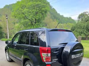 Suzuki Grand Vitara 2.0 benzina — miniatura 4