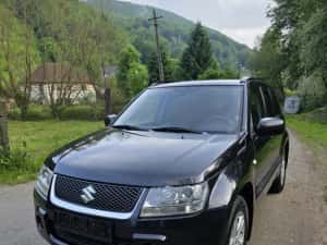 Suzuki Grand Vitara 2.0 benzina — miniatura 9