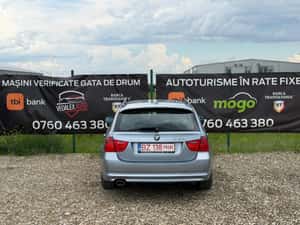 BMW E91 318d 2009 — miniatura 2