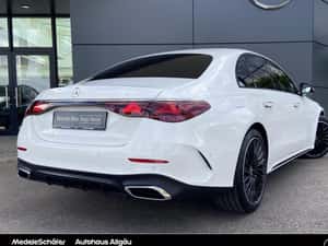 Mercedes-Benz E 220 Automată 197 HP Diesel — miniatura 5