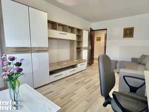 Apartament modern la prima inchiriere in Zona Rogerius — miniatura 1
