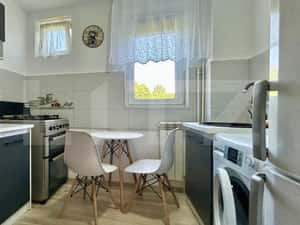 Apartament modern la prima inchiriere in Zona Rogerius — miniatura 5