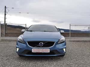 Volvo V40 2.0D R-Design — miniatura 3
