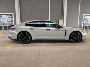 Porsche Panamera 2021 Hibrid 99.900 km — miniatura 4