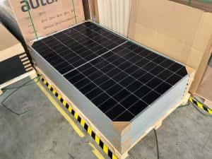 Panouri fotovoltaice 545 w Uj Napelemek