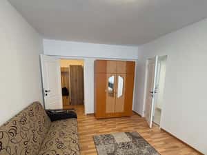2cam d 50 piata uniri mob si utilat complet renovat prima inch 450 eur