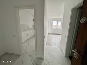 Garsoniera cartier Militari Residence - mutare imediata!! — miniatura 4