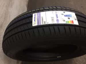 Anvelopa michelin 215/65/17 — miniatura 6