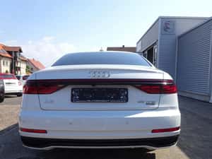 Audi A8 Automată 340 HP Benzină — miniatura 6