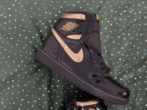 JORDAN 1 Black Metallic Gold — miniatura 9