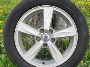 Vând roți, jante+anvelope Volvo 5x108 R16