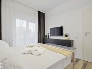 Prima inchiriere ! Apartament 2 camere decomandat | Mobilat & Utilat — miniatura 3