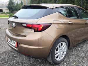 Vand Opel Astra K 2016 Benzina 999 cmc Neavariata — miniatura 2