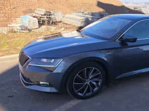 Skoda Superb L&K 190cp 4x4 — miniatura 4