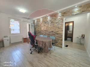 Apartament în care te poți muta fără griji-3 camere-Armatei Tarnaveni — miniatura 2