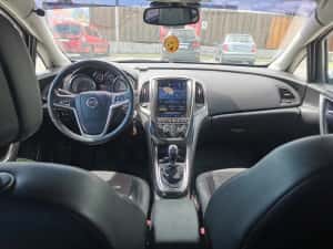 Opel astra j 1.7 — miniatura 5