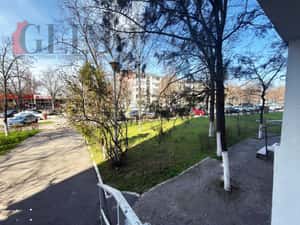 Parter, 3 camere, extindere,intrare exterioara, bl H2, Constructorilor — miniatura 1